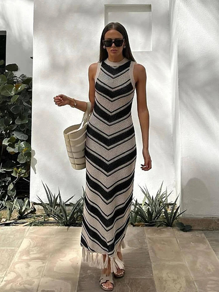 wide-brim hats for sun protectionEVE KNITTED MAXI DRESS