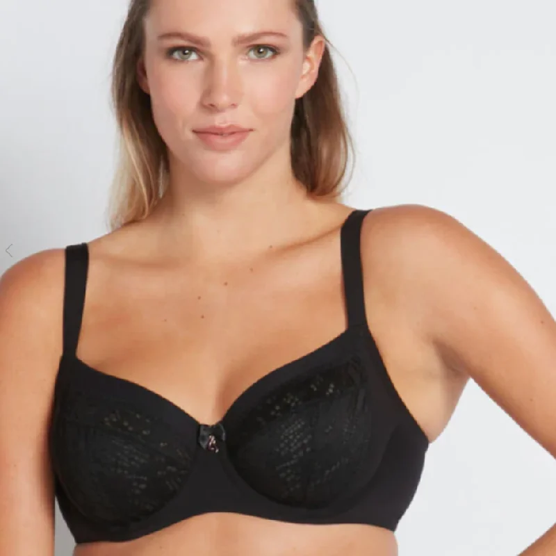 lace-detailed chemisesThe Minimalist UW Bra