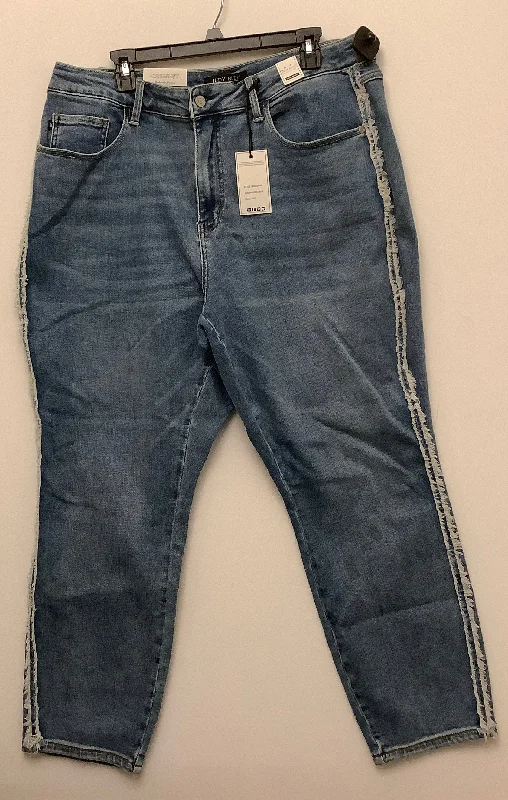 Women's CaprisJeans Boyfriend By Judy Blue In Blue Denim, Size: 18