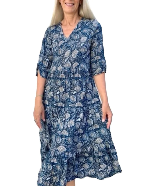 Women's Boat Collar DressesJok V-Neck Dress In Indigo Floral