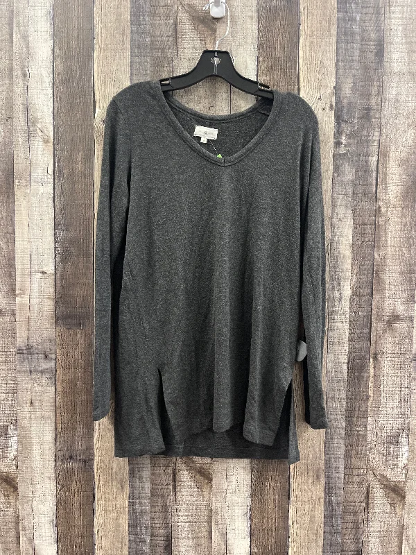 Women's Blouse with Cap SleevesTop Long Sleeve By Lou And Grey  Size: S